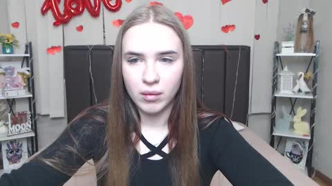 LauraHlot online show from 03.25.26