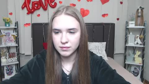 LauraHlot online show from 03.26.26