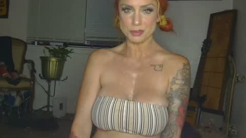 Lilian Banks online show from 07.05.26