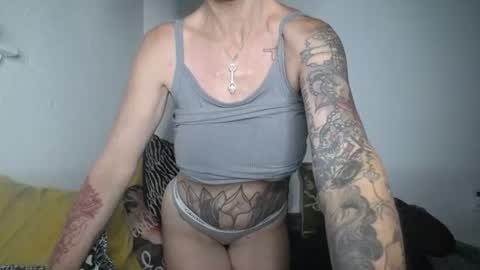 Lilian Banks online show from 08.03.26