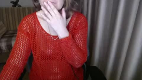 Lauraoven1 online show from 03.05.25