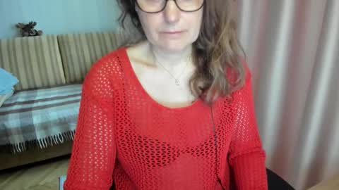 Lauraoven1 online show from 03.25.26