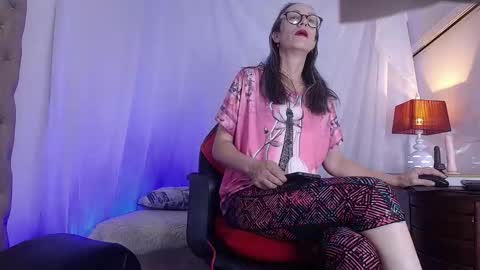 Laura Sofia online show from 03.25.26
