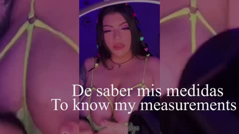 Snapshot of laurasophya chatting on 01.11.25 Laura online show from 01.11.25