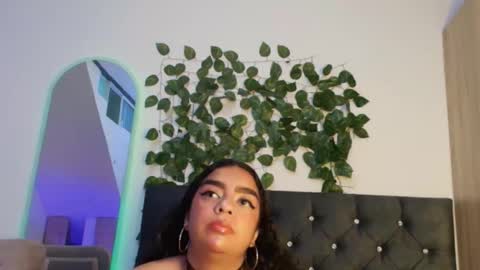 laura online show from 05.12.26