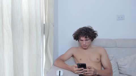 Laureent online show from 12.29.24