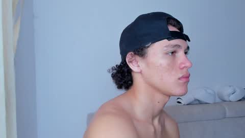 Laureent online show from 01.27.25