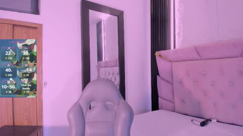 Laurem online show from 09.14.25