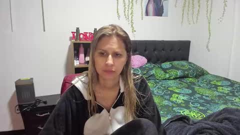 Lauren Independent model online show from 02.06.26