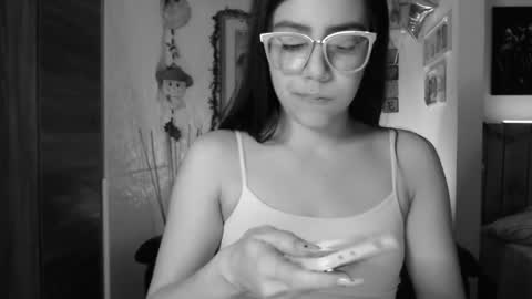 Lauren online show from 12.08.24