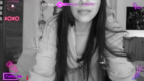 Lauren online show from 02.04.25