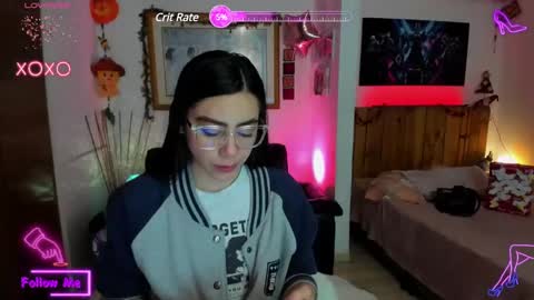 Lauren online show from 03.04.25