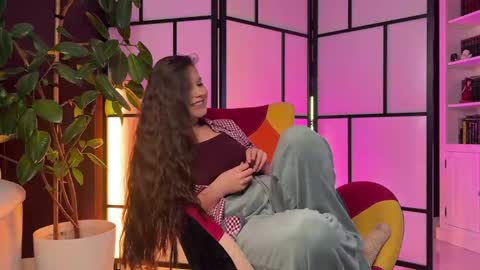 Lauren Brite online show from 11.21.25