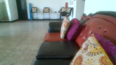 laurenhot94 online show from 10.02.25