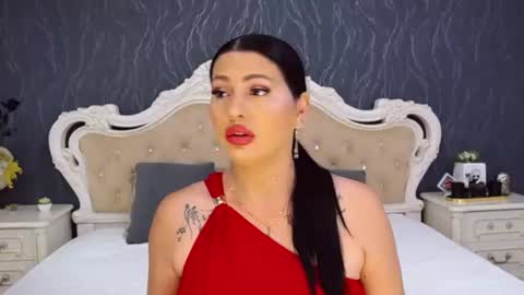 Laura online show from 06.19.26