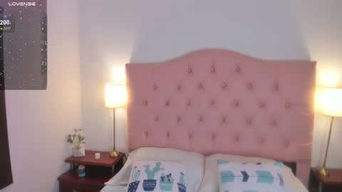 laurenn_smitth online show from 02.13.25