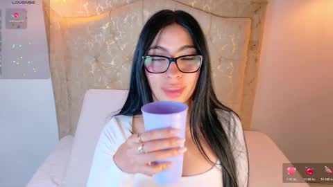 laurenn_smitth online show from 03.31.26