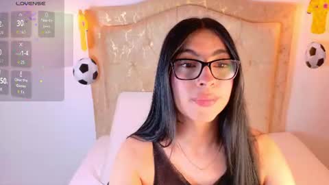 laurenn_smitth online show from 06.13.26