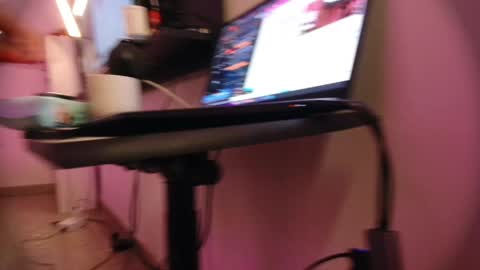 Lauren Saenz online show from 05.19.26