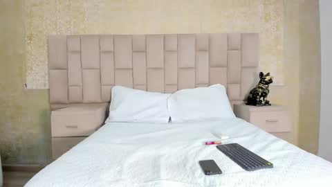 Lauren  online show from 02.28.25