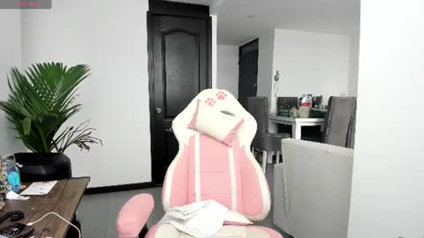daniela angel     online show from 07.07.26