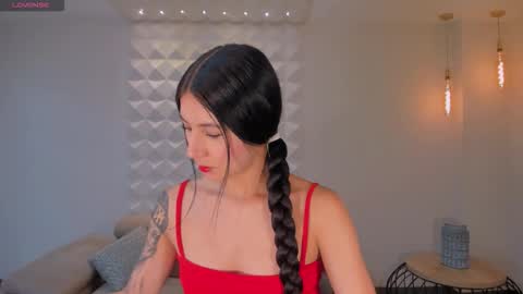 Lau  online show from 11.09.25