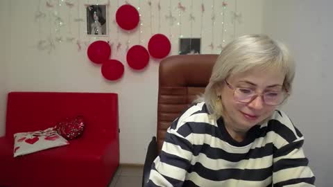 Snapshot of laurenwishy chatting on 01.17.26 Lauren online show from 01.17.26