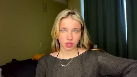 Bella online show from 04.21.26