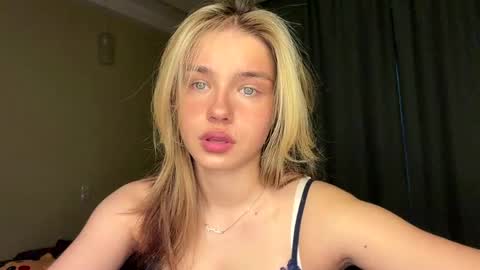 Bella online show from 04.28.26
