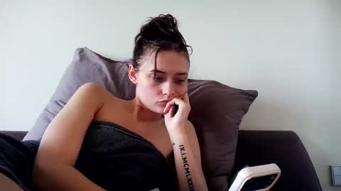 Snapshot of laurkacute chatting on 08.06.26 laurkacute online show from 08.06.26