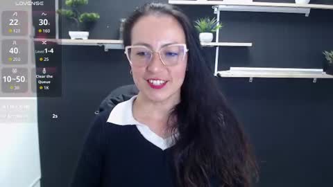 Laury  online show from 06.22.26