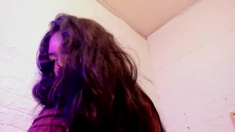 Snapshot of laurynandnarem chatting on 02.11.26 Laury and Narem online show from 02.11.26