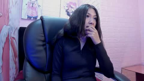 Snapshot of laurynandnarem chatting on 02.22.26 Laury and Narem online show from 02.22.26