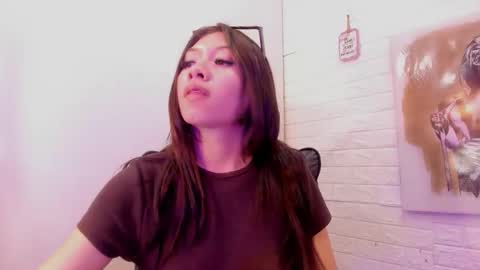 Snapshot of laurynandnarem chatting on 03.12.26 Laury and Narem online show from 03.12.26