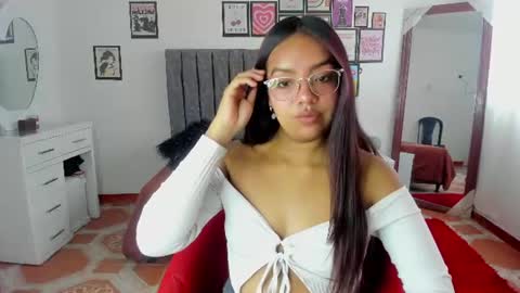 lauu7 online show from 07.15.26