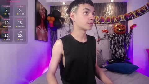 Snapshot of lawford_mike chatting on 10.30.25 Mike online show from 10.30.25