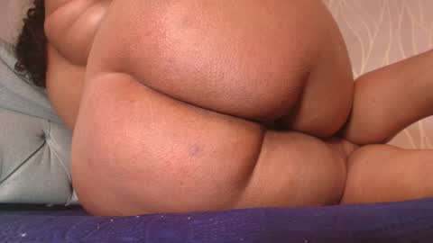 Lay Madison  online show from 02.04.25