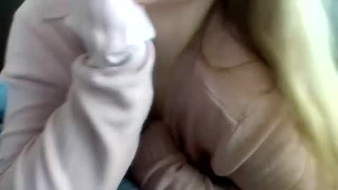 Snapshot of layannalea chatting on 03.11.25 layannalea online show from 03.11.25