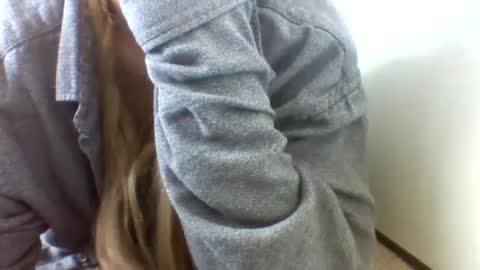 Snapshot of layannalea chatting on 09.26.25 layannalea online show from 09.26.25