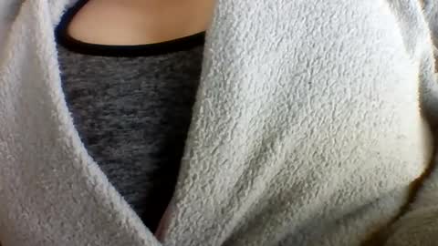 layannalea online show from 04.24.26