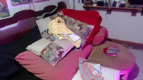 Snapshot of laye19 chatting on 12.01.24 Laye19 online show from 12.01.24