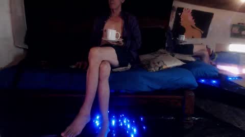 Snapshot of laye19 chatting on 09.30.25 Laye19 online show from 09.30.25