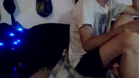 Snapshot of laye19 chatting on 10.05.25 Laye19 online show from 10.05.25