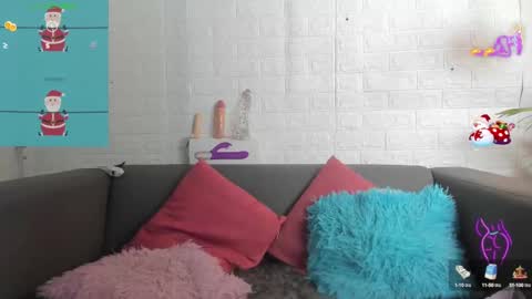 Snapshot of layla_707 chatting on 12.28.24 Layla online show from 12.28.24
