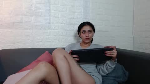 Snapshot of layla_707 chatting on 02.22.25 Layla online show from 02.22.25