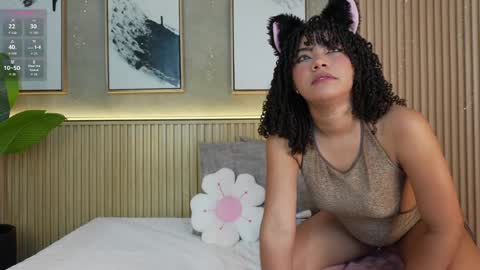 Snapshot of layla_banks_ chatting on 05.29.26 Layla online show from 05.29.26