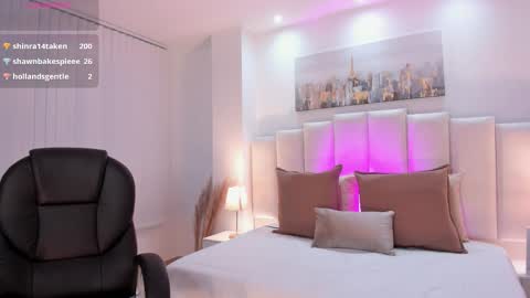 Layla Breezee online show from 09.12.25