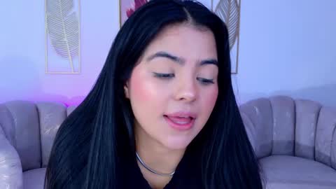 Layla Breezee online show from 04.29.26