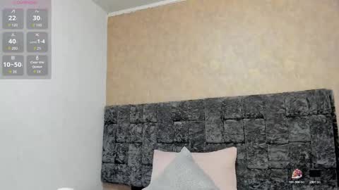 Snapshot of layla_lell chatting on 11.17.25 L A Y L A online show from 11.17.25