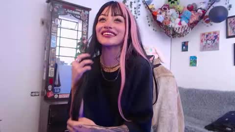 Snapshot of layla_quinn chatting on 01.06.26 layla_quinn online show from 01.06.26